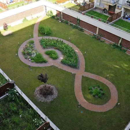 Anita Apartman Ξενοδοχείο *