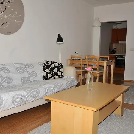 Anita Apartman