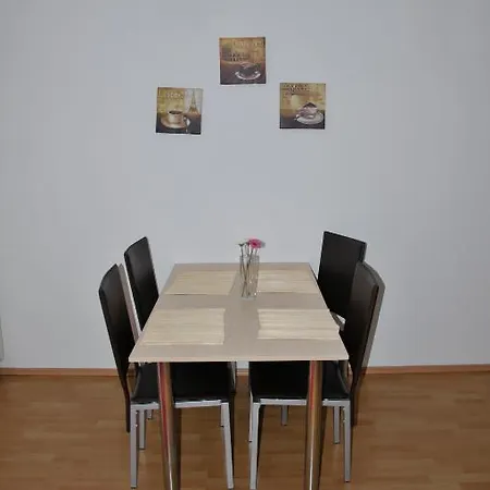 Anita Apartman Hotell *