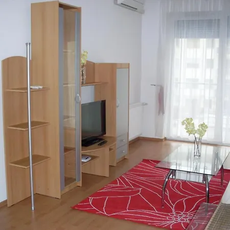 Anita Apartman Hotell *